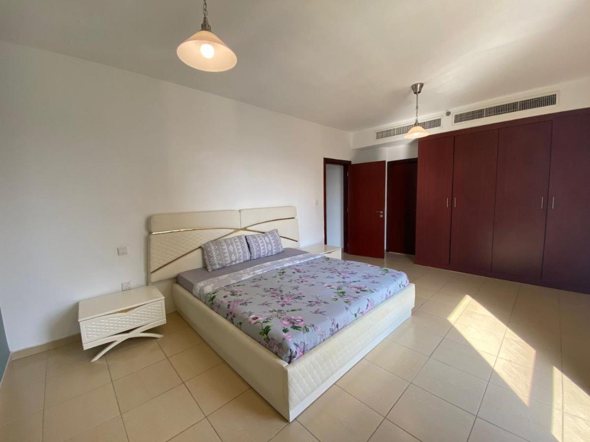 Al Mashreq Huge 2 Bedroom Rimal 1 Dubai Bagian luar foto